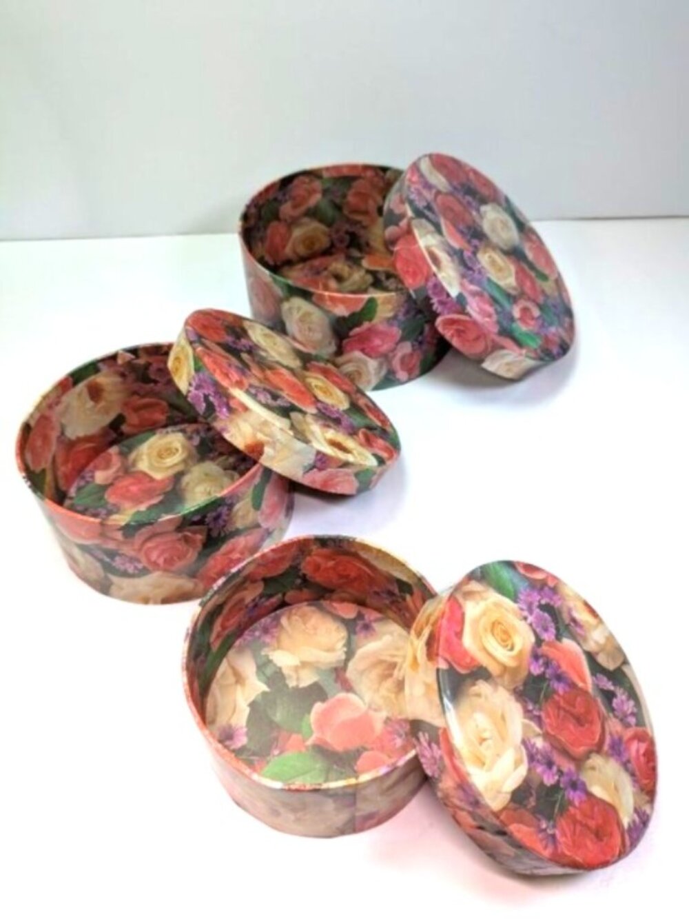 Vintage Floral Nesting Hat Boxes Set of 3 Round Cardboard Stacking Storage